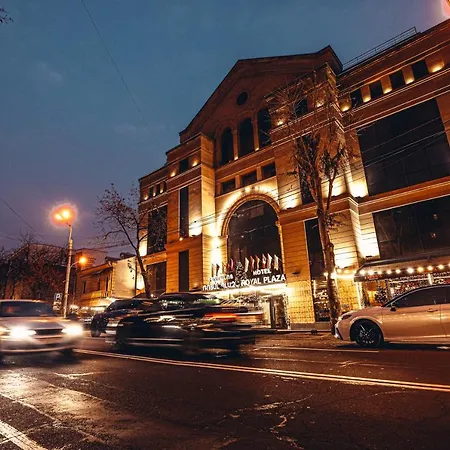 Royal Plaza By Stellar Hotels, Yerevan-3
