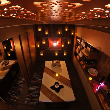 Opera Suite Hotel-2